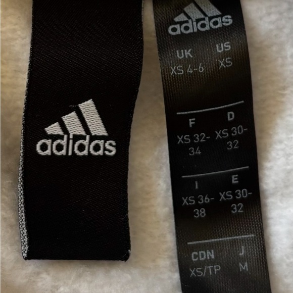 Adidas Women’s Black and White Essentials 3 Stripe Cropped Pullover Hoodie. - Picture 2 of 10